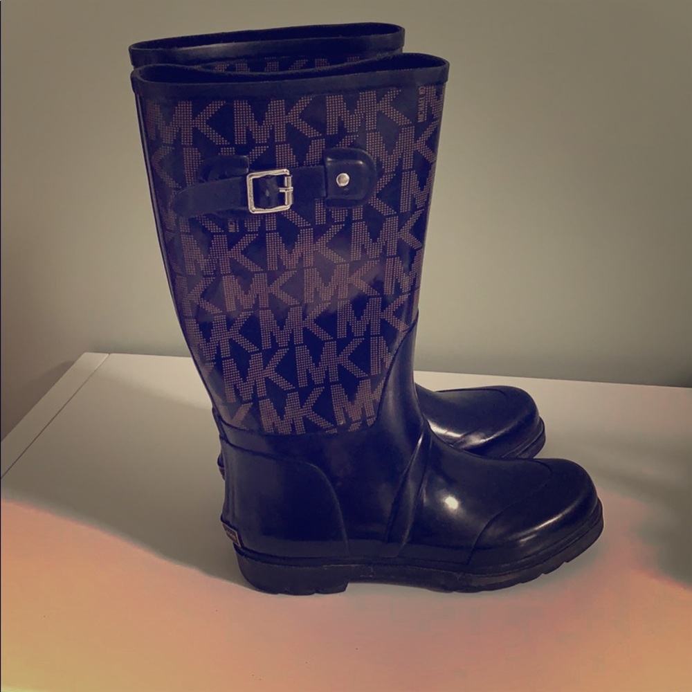 Michael Kors rainboots